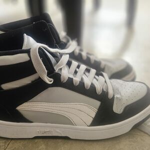 Puma Men's Black and White High-Top Sneakers